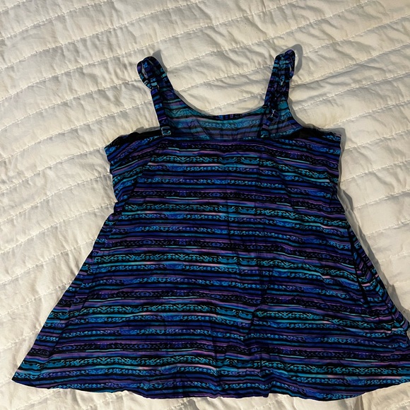 Women's Blue Striped Tankini Top (size 10DD) - Picture 6 of 8
